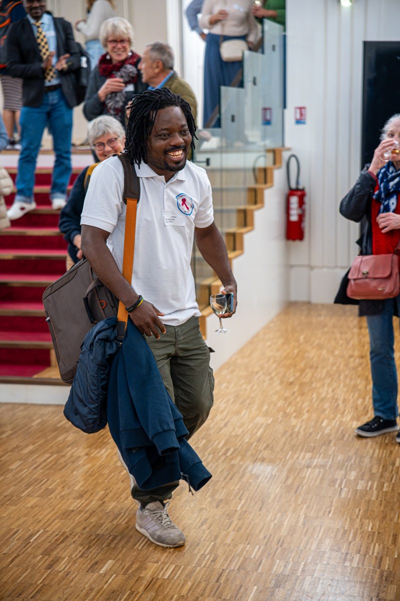 Un participant lors d’une rencontre HelloAsso.